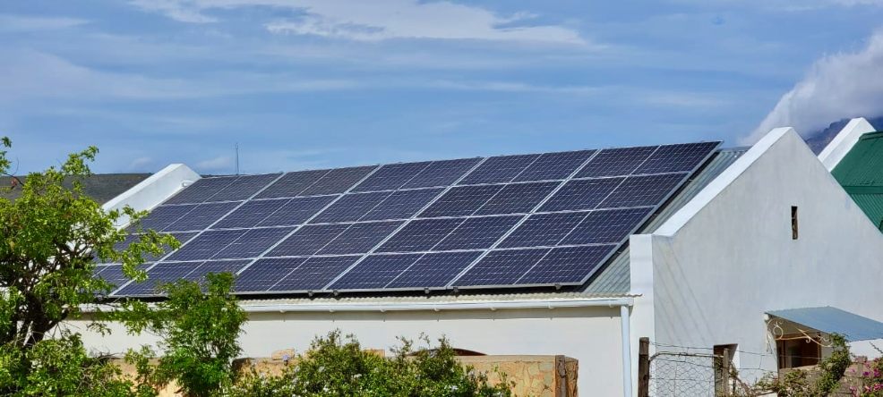 Solar Energy Guide for Homeowners %sep% This guide aims to comprehensively understand the critical aspects of installing solar panels on your property.